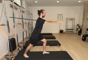 pilates-clasico-con-maquinas-torre-del-mar